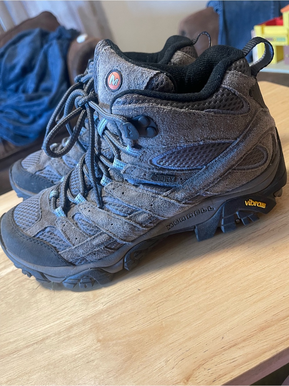 Merrell Women's Moab Ventilator Hiking Shoes Gray US 7.5 Medium MPN J06054